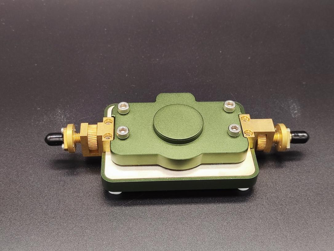 LAMBDA Series Separating Medium Resonant Dielectric Measurement System LAMBDA Series Separating Medium Resonant Dielectric Measurement System