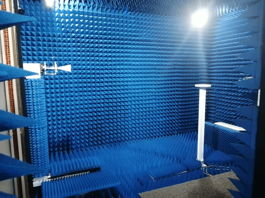 Hybrid Field Test System (Frequency：1 ~ 40GHz)