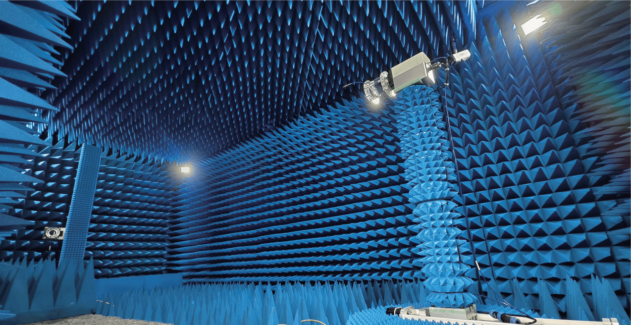 Hybrid Field Test System (Frequency：1 ~ 40GHz)